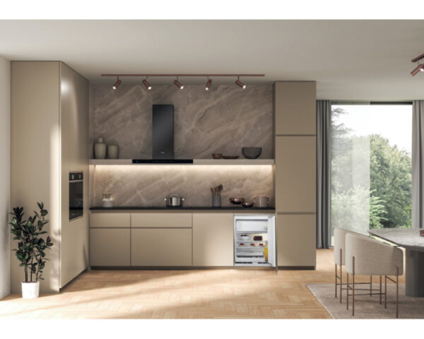 WHIRLPOOL WBUF011 ugradni frižider - Image 2